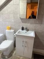 En-suit double Bedroom in Thornbury Bradord - B&B Bradford