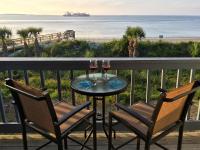 Beach Racquet A219 - B&B Tybee Island