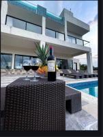 Emotions by Ironshore Resort Limited - Bed and Breakfast Montego Bay
