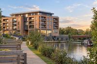 Stunning New 1-Bed Flat with Sunny Balcony Campbell wharf Free secure parking Gated - B&B Milton Keynes