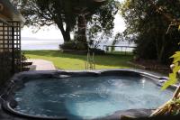 Shore Haven - Lakefront Spa Pool Sleeps 8 - Ferienwohnung Rotorua