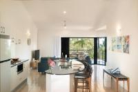 Anchorage 4 & Buggy Hamilton Island - B&B Hamilton Island