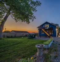 The Honey House at Kieckhaefer Acres - B&B Grand Junction