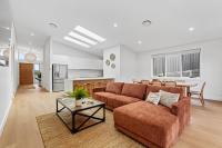 The Boat House - Designed for coastal adventures - B&B Coffs Harbour