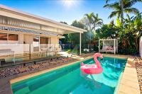 Designer Beach House with Pool, Firepit and Kayaks - Ferienwohnung Poatina