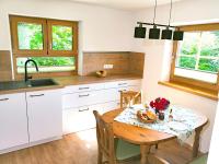 Apartment mit Terrasse