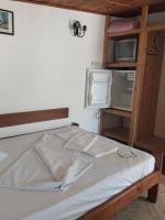 Habitación Individual con ducha y aseo compartidos