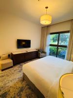 3 Bedrooms Ground floor Sea View Oscar Apartment in Address Beach Resort Fujairah - B&B Sharm
