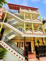 Balcony Bliss Cozy 2BHK Stay in Bangalore East - Ferienwohnung Bengaluru