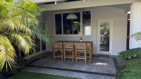 Indian Ocean Sunsets, Luxe 4x2 home opposite Mettams Pool - Chambres d'hôtes Perth