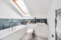 Apartment Sleeps 4 with Balcony and Parking - Ferienwohnung Kingsbridge