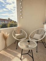Modernes City-Apartment Parkplatz & Self Check-in - Chambres d'hôtes Augsbourg