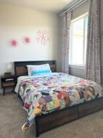 Cozy Private Room in Shared Home with Fast WiFi - Chambres d'hôtes Burley