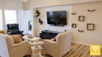 Stylish 3 Bedroom retreat near Downtown and Outlet - B&B Kyle