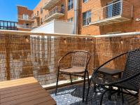 Third Ward Apt Near Summerfest with Gym and Balcony - Sleeps 4 - B&B Milwaukee