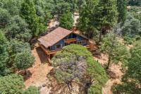 River Haus Sequoia | Hot Tub+New+King Beds+Views! - Ferienwohnung Springville