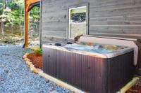 Little Bear Lodge - B&B Ellijay
