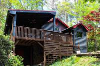 Sunny Bear Escape - Bed and Breakfast Blue Ridge