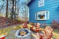Treehouse Retreat - B&B Dillard