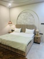 LuxuryTheme2BHK with Bath Tub - B&B Pachkhura Buzurg