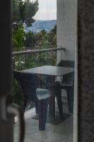 Appartement met 2 Slaapkamers, Balkon en Uitzicht op Zee