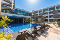 Majestic 2BR Residence with garden view in Regent - B&B Bang Tao Beach