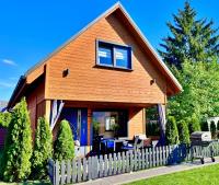 Domek rodzinny DREAM HOME bez tłumów, ogrzewany, taras, ogród z placem zabaw, free parking ogrodzony i zamykany - Ferienwohnung Bad Altheide