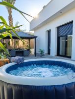 Villa romántica en Murcia con jacuzzi privado - Chambres d'hôtes Los López