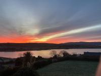 Water's edge studio apartment - B&B Trafrask