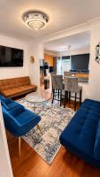 Extended Stay 3BR Home for Contractors or Student Groups with a Full Kitchen, Fast Wifi, & Driveway near London City Airport, Central London & Stratford - Chambres d'hôtes Barking