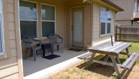 Stylish 3 Bedroom retreat near Downtown and Outlet - Chambres d'hôtes Kyle