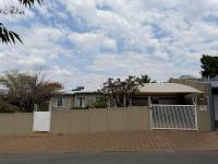 Pionierspark Family House - B&B Windhoek
