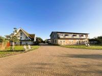Lerchenhof Reestow - Ruhige Premium Apartments & Sauna - Chambres d'hôtes Reestow