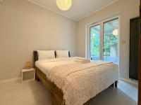 Granitowa Homely Apartment with Garden by BookingHost - B&B Breslavia