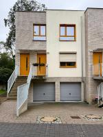 Granitowa Homely Apartment with Garden by BookingHost - B&B Breslavia