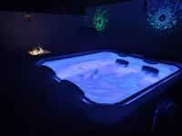 Casa Rural con SPA Exterior de Agua Caliente - Bed and Breakfast Cacin