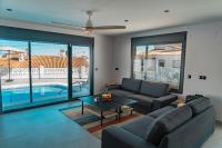 Casa con piscina y vistas al mar en Benajarafe - Ferienwohnung Vélez-Málaga