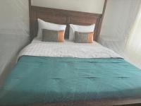 The Pearl Nest, a beautiful 1BR at Pearl Marina - Bed and Breakfast Entebbe