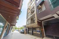 The Luxe Stay Expressway Studio - Near Yashobhoomi with Balcony - B&B Nuova Delhi