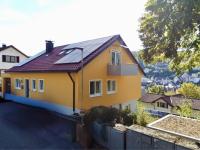 Villa Goncalves, Komplette Wohnung mit Parkplatz und Wallbox vor der Tür - B&B Calw