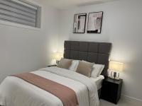 Cozy home away from home - Ferienwohnung Calgary