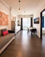 DD Apartments III