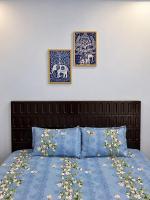 Private Apartment with Shared Kitchen - 2 Mins Walk to Metro, Sindhi Camp Bus Stand - B&B Jaipur