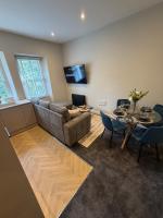 Modern 2 Bed Sea View Apartment Sleeps 6 - Ferienwohnung Penmaenmawr
