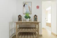 Lucien Sands 402 - B&B Margate