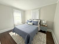 West Hartford Center: Cozy New England Apartment - Chambres d'hôtes West Hartford