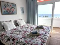 215 Azahara by Tenerife Rental & Sales - Bed and Breakfast Playa de las Américas