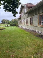Eskilolsgårds pigkammare - Bed and Breakfast Tjärby