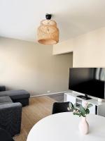 Niivaara Cozy Apartment, Near Hospital, AMK & Central - B&B Joensuu