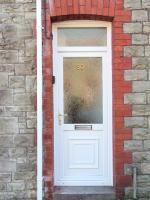 2-Bed House near Hospital - Contractors & Families - Ferienwohnung Bridgend